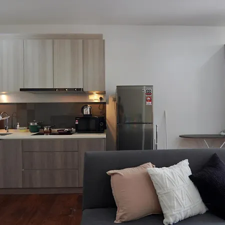Lily And Loft - Queensville @ Kuala Lumpur - Netflix Exterior photo