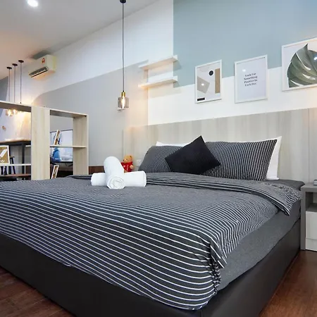 Lily And Loft - Queensville @ Kuala Lumpur - Netflix Exterior photo