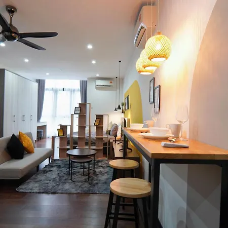 Lily And Loft - Queensville @ Kuala Lumpur - Netflix Exterior photo