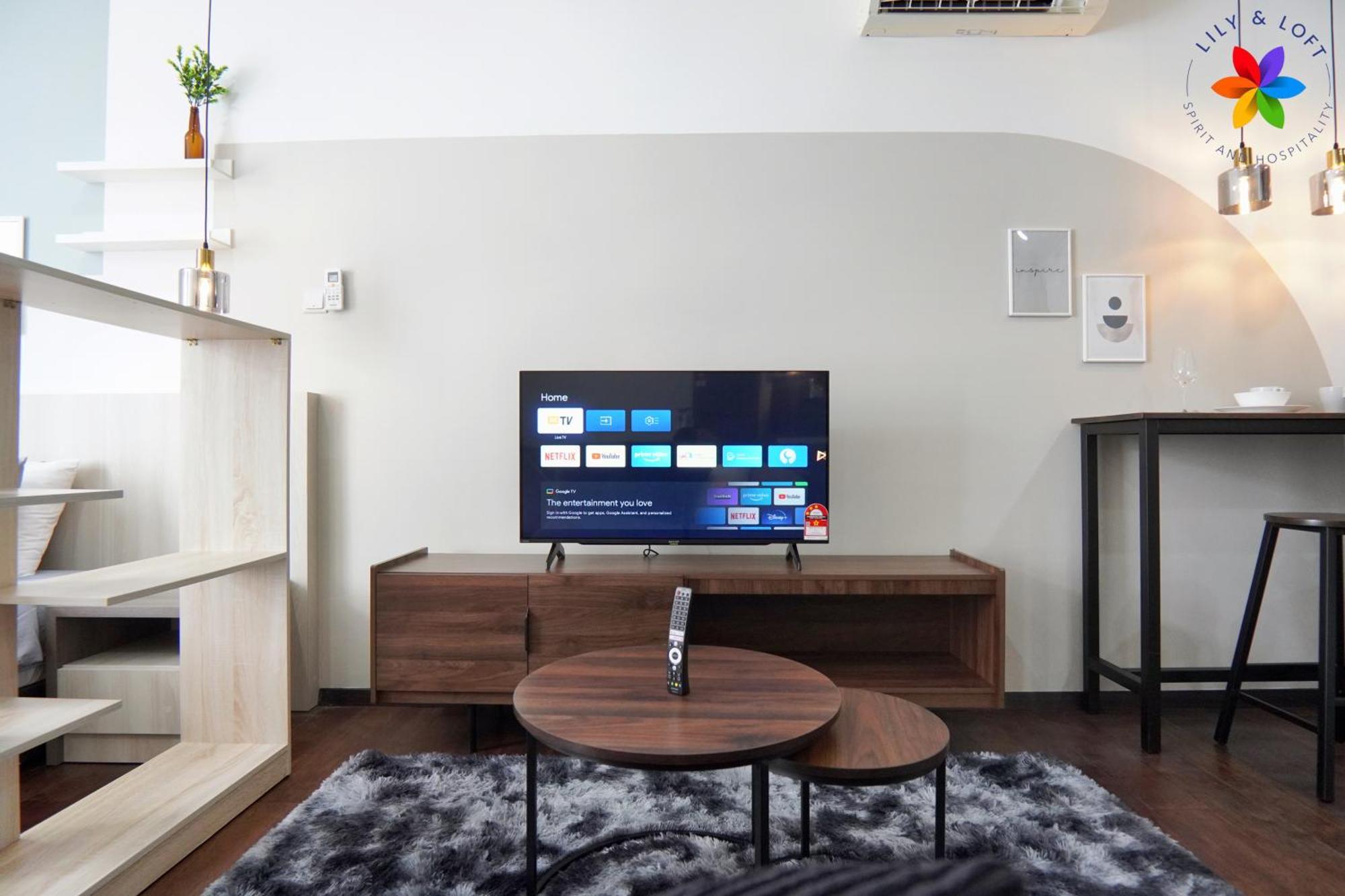 Lily And Loft - Queensville @ - Netflix * Kuala Lumpur