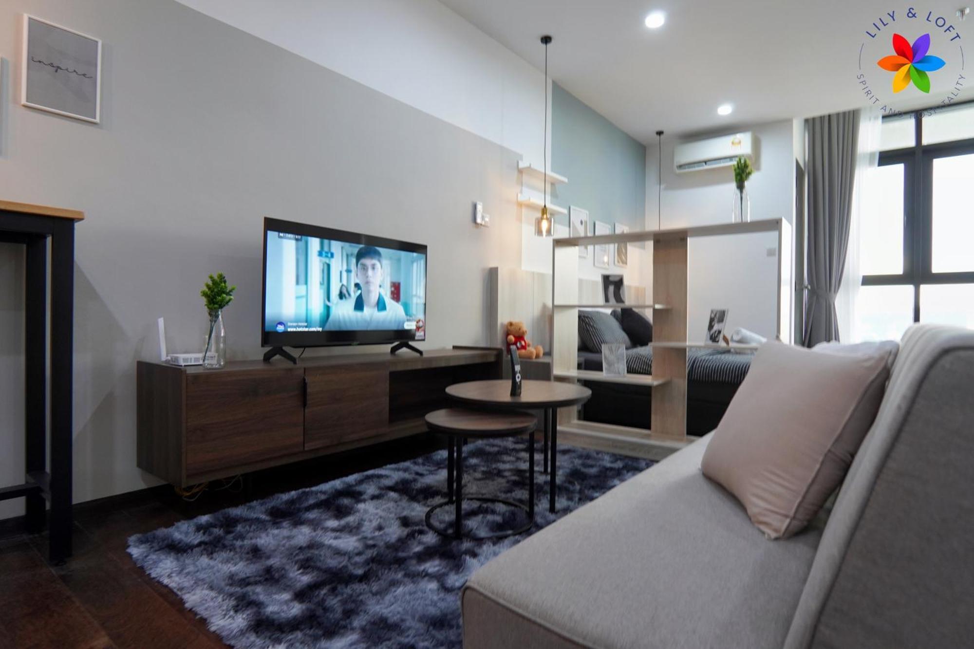 Lily And Loft - Queensville @ - Netflix Apartment *